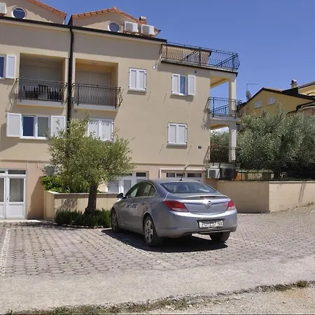 Ana * Poreč